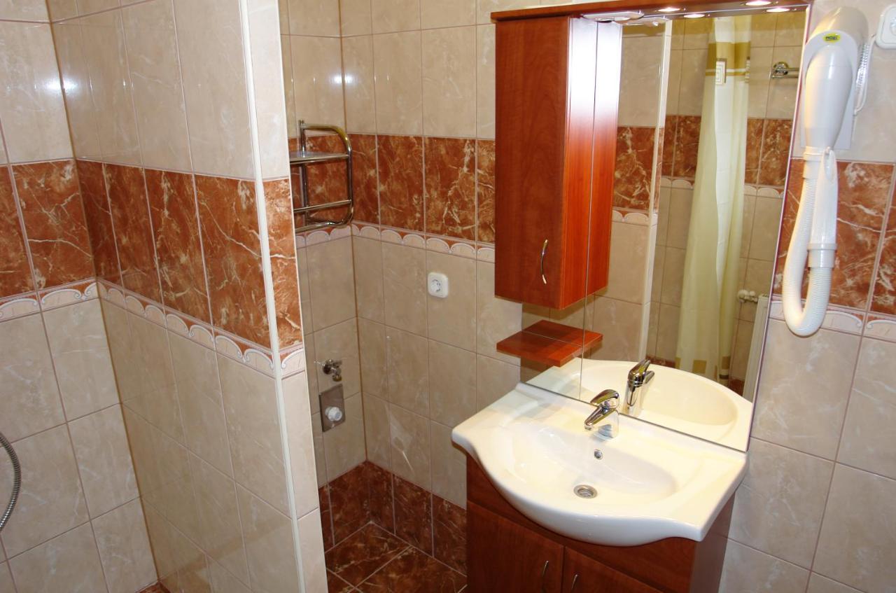 Holdlux Apartmanok Шарвар Экстерьер фото