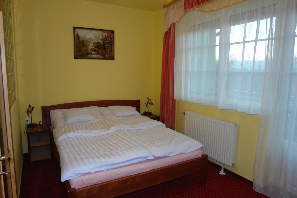 Holdlux Apartmanok Шарвар Номер фото