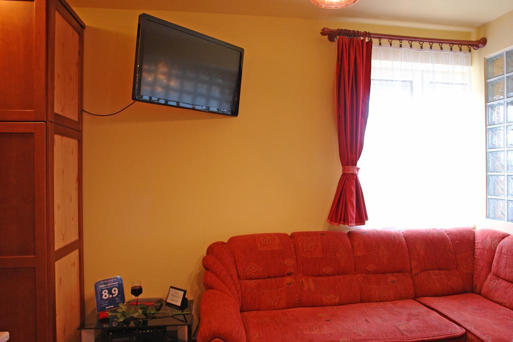Holdlux Apartmanok Шарвар Экстерьер фото